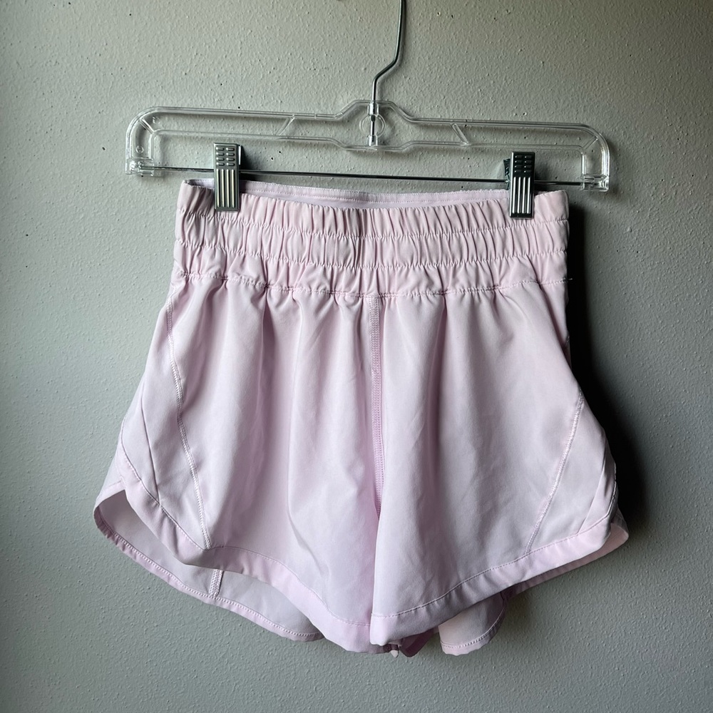 Lululemon Hotty Hot High-Rise Shorts 2.5” (NO LINER)